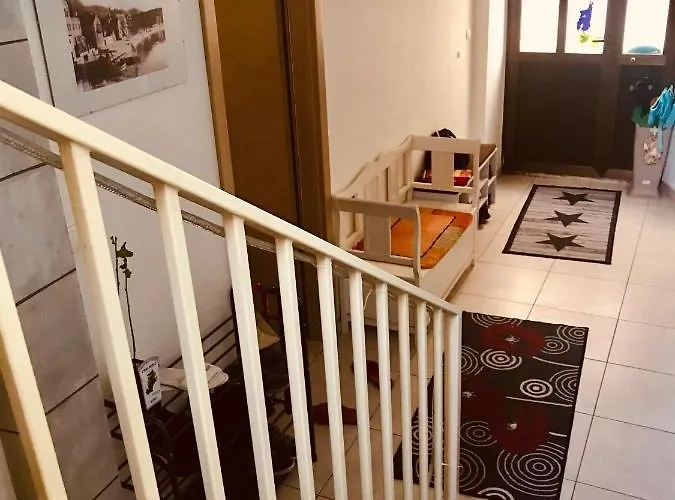 Abeona Макарська