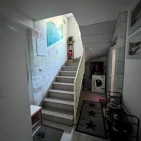 Abeona Apartment